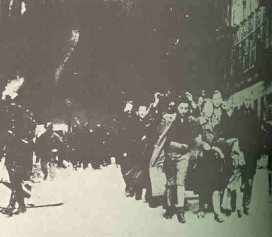Captured Jews herded toward Umschlagplatz