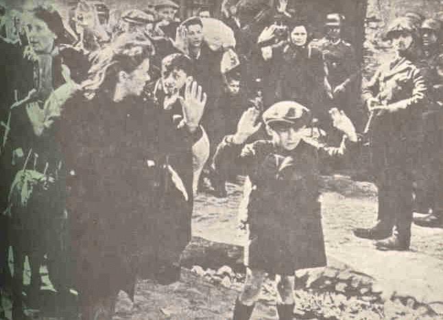 Nazis round up Jews