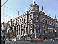 vlada003.jpg (24546 bytes)
